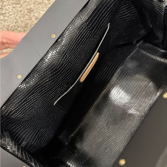 Handmade Cowhide Floral Embossed, Large Wooden Frame Bag & 2 Strap Styles - Picture 16 of 16